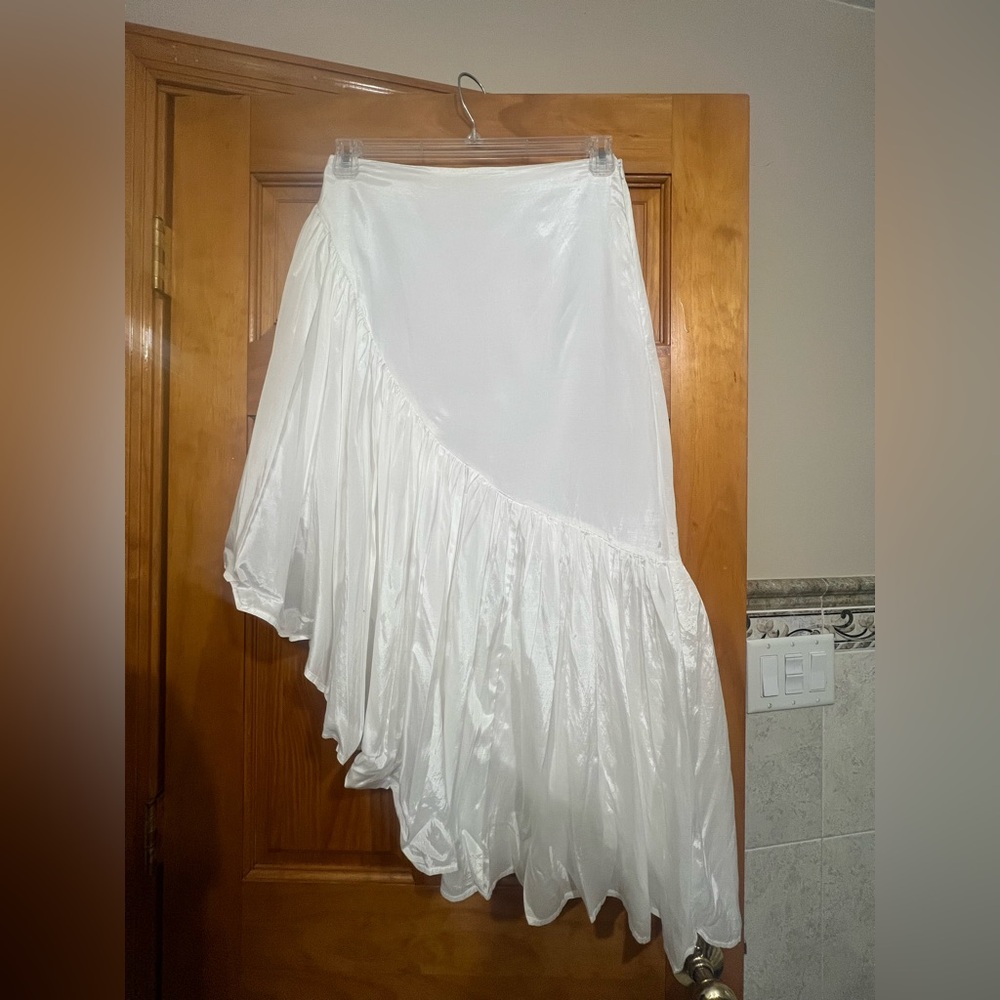 Abercrombie Asymmetrical Ruffle Maxi Skirt - Small - White